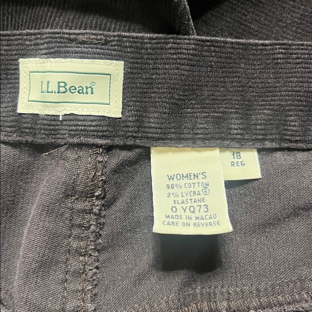 LL Bean Corduroy Bookcut Pants Sz 18 High Rise Pockets Lycra Blend Closet Staple - Picture 5 of 8